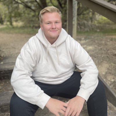 ColtLuckau's tweet photo. #NewProfilePic https://t.co/jXoZb4zZA0
