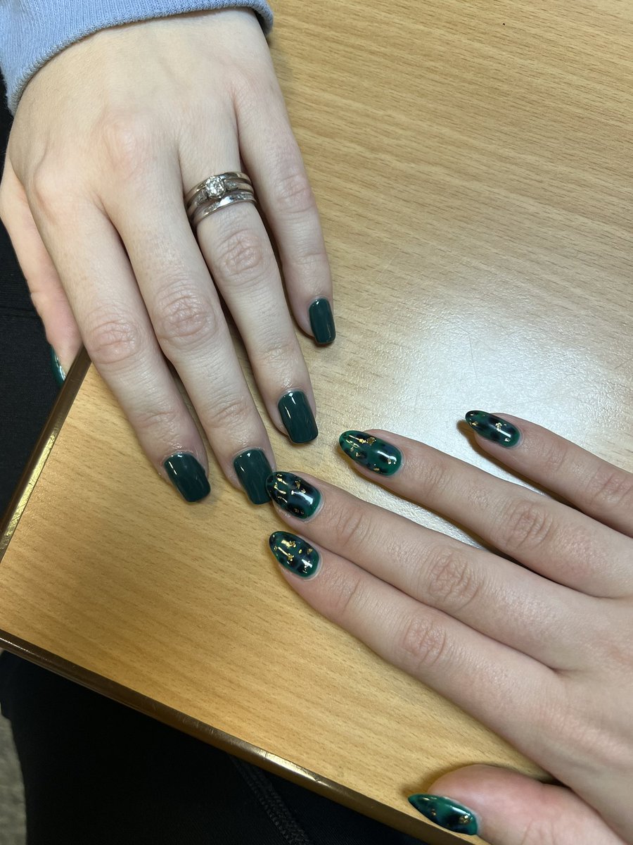 FourfieldsMissJ's tweet photo. Try telling me we’re not the most in sync TA/Teacher duo 👯‍♀️ @MrsKFourfields https://t.co/L5nwtvzYcx