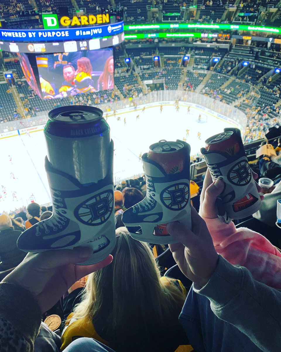 getnaced's tweet photo. #nhlbruins #mohegansunfanphotos https://t.co/LLmENcSRKc