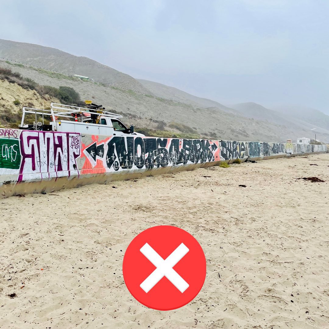 CountyVentura's tweet photo. Before❌After ✅
Major #graffiti at the #RinconParkway seawall. Grateful for #VCParks Maintenance staff Jared Rohlfing & Fernando Naranjo who went above & beyond with graffiti removal. Keeping the Rincon clean and beautiful! Thank you for taking great care of our County Parks!🙏 https://t.co/23KLrd5zkP