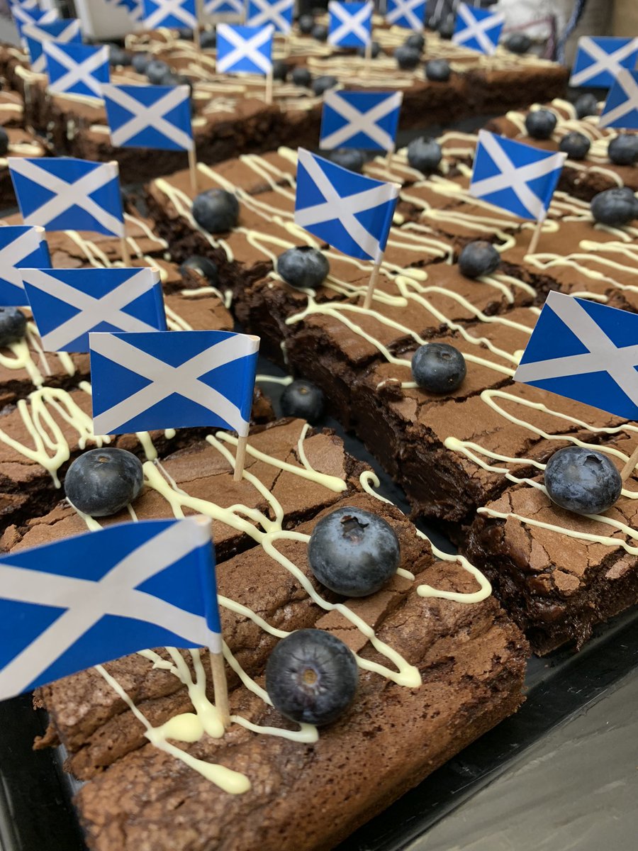 TedChef's tweet photo. St. Andrew’s day today at #Standrewsprep. Saw everyone indulging with our delicious, decadent, double chocolate and blueberry brownies. @CallumCBennett @MarkGreenfiel12 @HolroydHowe @sandraoakes11 @EBCollegeLife @ian_wright1 https://t.co/pXcObW60jj