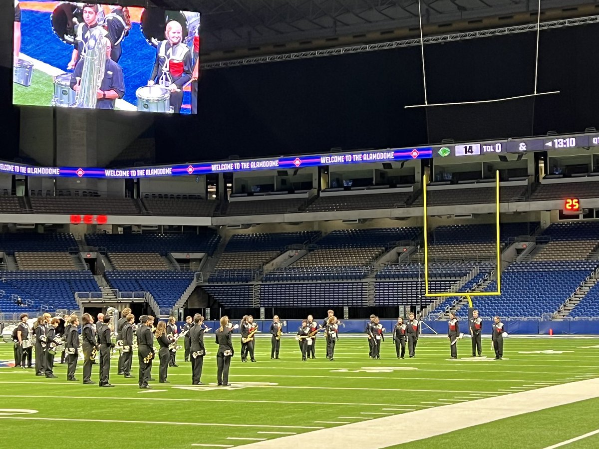 WimberleyHS's tweet photo. Texan Band on the field and on the screen! #WHSTEXANPRIDE https://t.co/pV2bsUKoab