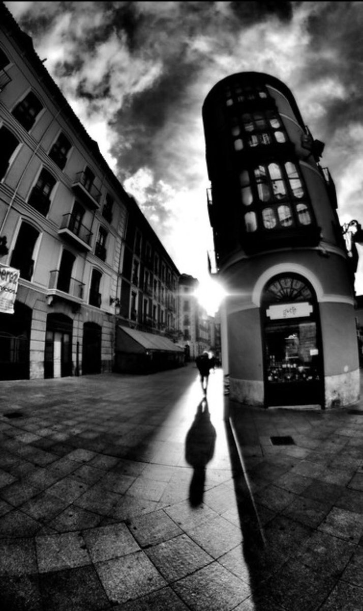 eloxis_79's tweet photo. Noir #photography https://t.co/t9ZLJK1Bda