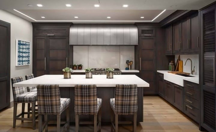 E2zGroup's tweet photo. This was the second time we worked with these clients to refresh this home.Using some of the things we originally designed for them,we created a more open living space that would better meet their needs and preserved a neutral palette of fabrics to create a soothing atmosphere. https://t.co/cLzD9V3LOa
