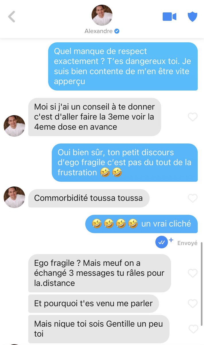 daiyaa's tweet photo. Je viens de tomber sur un sacré c0nnard sur #tinder. Contexte : il habite Paris, moi en banlieue, et 1h en rer c’est trop pour lui (mais moi c’est bon je peux me déplacer apparemment…). Du coup je lui ai dit qu’on allait arrêter là. Sa réaction : (⚠️ grossophie et frustration ) https://t.co/4xSjS0v24P