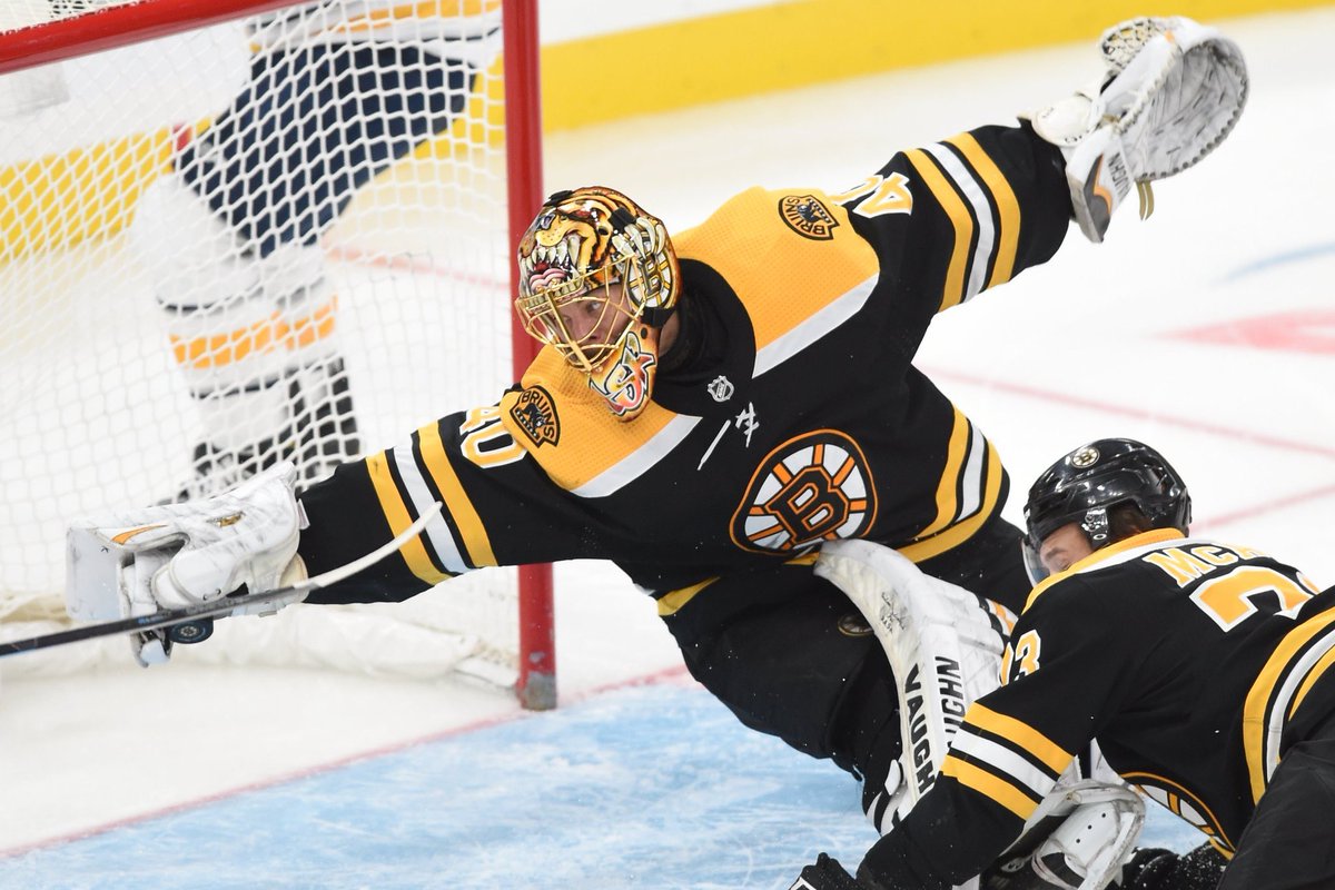 proudRaskfan40's tweet photo. @NHLBruins Almost reminds me of this save right here ๐โค๏ธ๐๐ฅฐ #proudRaskfan #savebyRask https://t.co/qkHctW8ZBE
