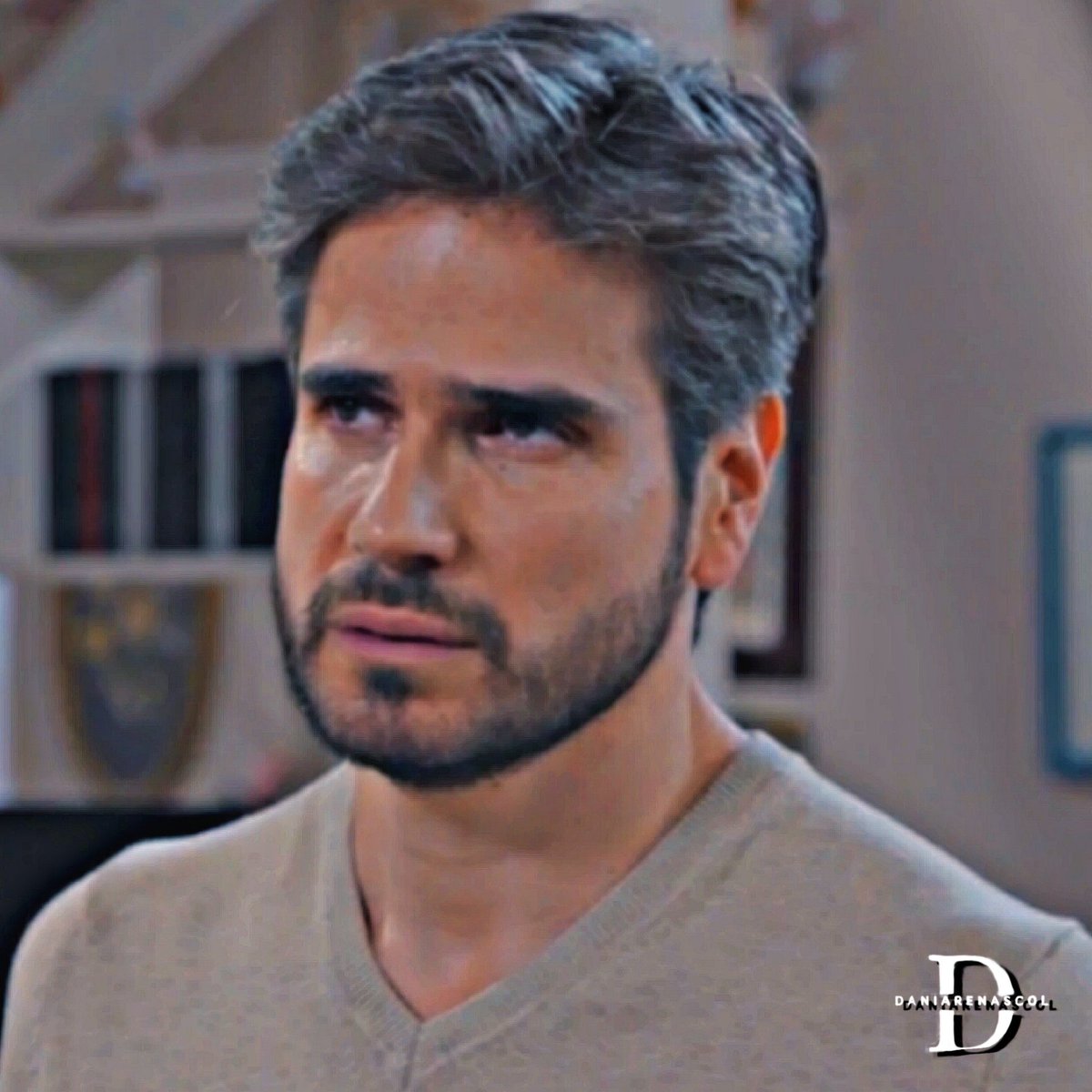DaniArenasCol's tweet photo. #FelizViernes #FotoCapturas #1Parte #MejoresMomentos #Alberto #SOSMeEstoyEnamorando @SOSenamorando #Capitulo59 #ConLasEstrellas
@Canal_Estrellas #TelevisaTelenovelas #Mex #Alberto #DanielArenas @DanArenas #26Nov #findesemana 🧔🏻👕💙😍❤🆘️💘🎬5️⃣9️⃣📺✨😘🥰💖👍🙏🏼 https://t.co/W85n9LPSXi