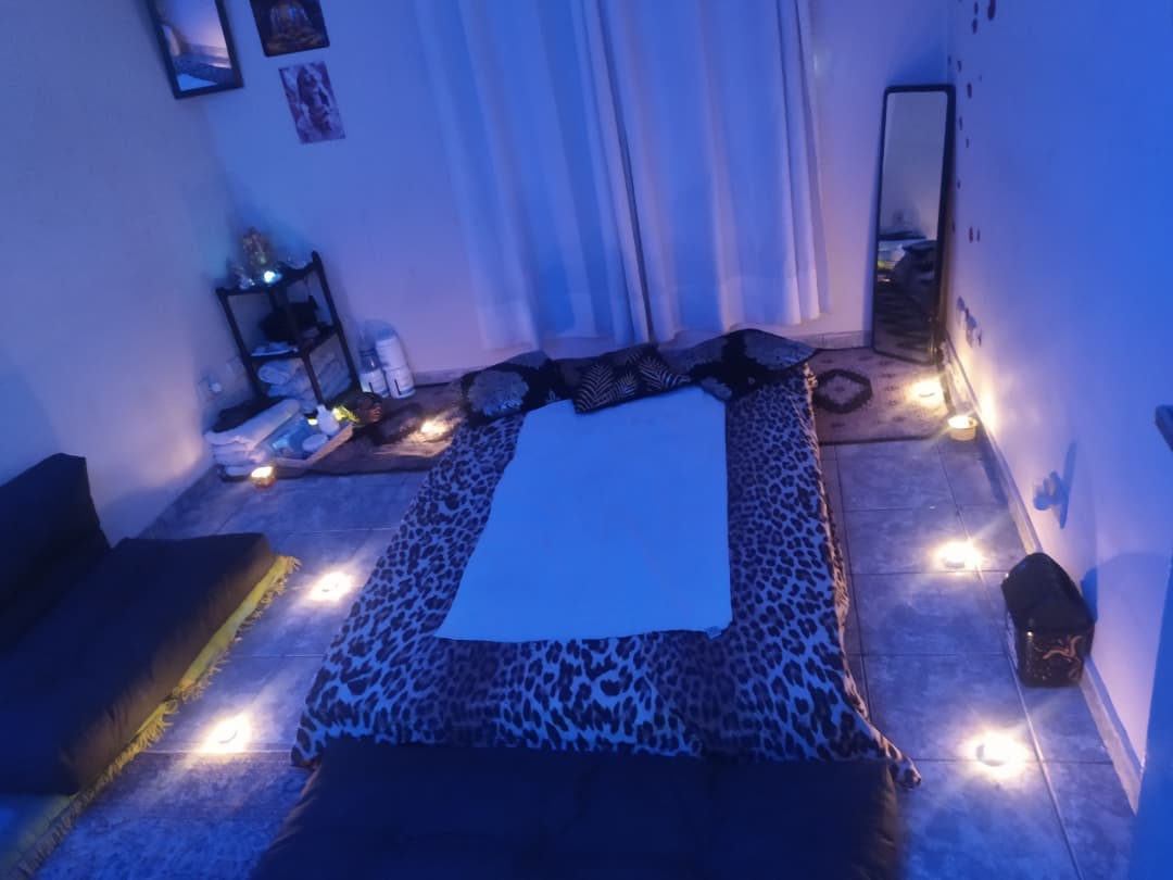 Espaço Namah Deha, permita se esse prazer, venham conhecer nosso espaço e fazer uma deliciosa massagem sensual, em um ambiente agradável. 💝 Agora com futon de casal para seu maior conforto.
Fone:1194869-9436 agende seu horário.
#massagemrelaxante #massagemtântrica #nuru #sensual
