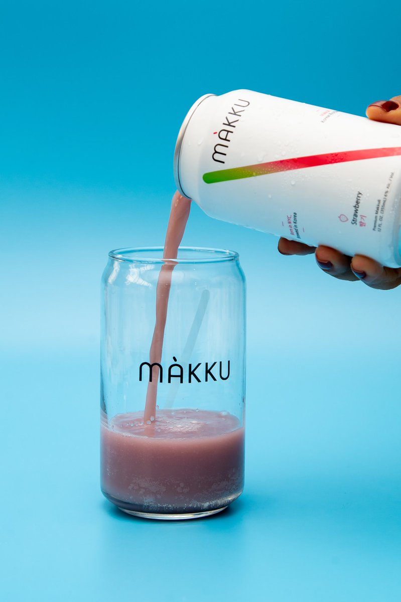 FREEEE shipping this weekend on your favorite craft makkuli at drinkmakku.com #blackfriday #koreandrinks