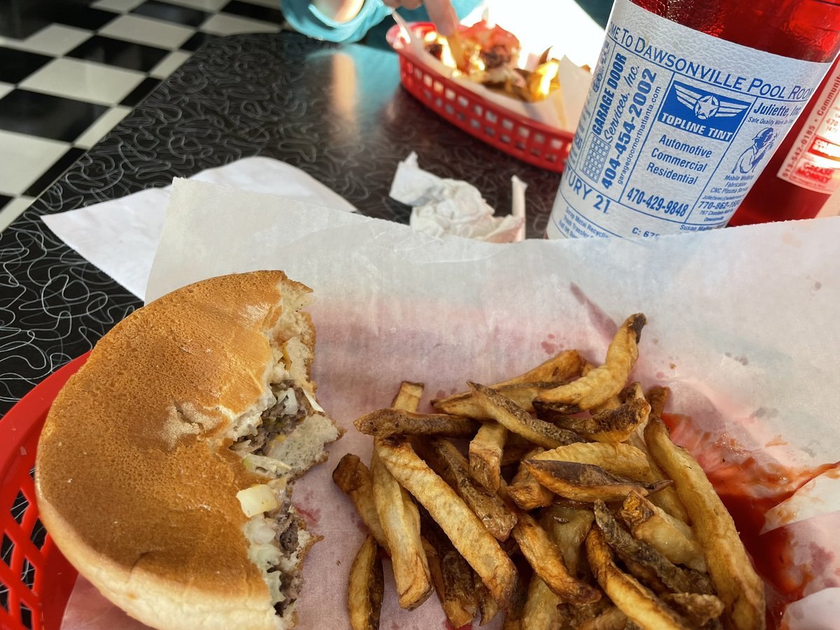lazdenes's tweet photo. Hey, @JonEdwards24 … from one lifelong lover of the #DoubleDouble to another, my first-ever #BullyBurger feels like it might be in the same league! Not kidding! #Dawsonville https://t.co/zG44w5H7p6