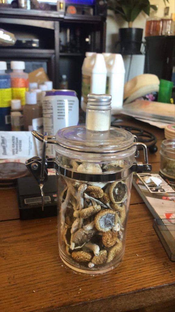 Dm me if you want some ❤