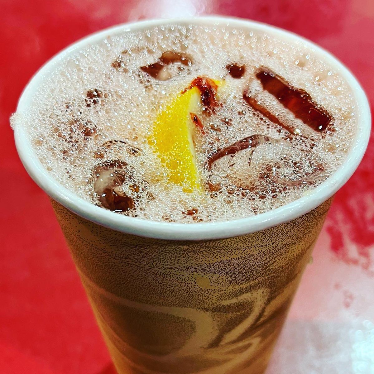 SaturdayMarket's tweet image. Lemonade Gourmet has added hot apple cider with a ginger twist to their menu. They also have iced lemonade, strawberry lemonade, raspberry lemonade and ginger lemonade. 
#lemonade #raspberrylemonade #strawberrylemonade #ginger #gingerlemonade #lemons #hotcider #cider #hotdrinks