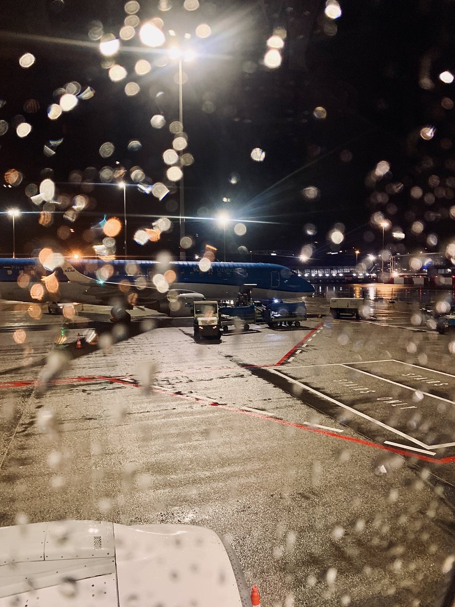 AlexeiK4's tweet image. когда это уже все закончится? #хочудомой