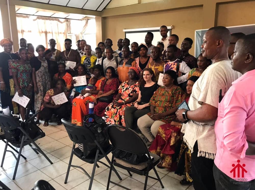 DonBoscoFambul's tweet photo. The training will continue in other regions in Sierra Leone is focused on child protection and investigation.
A better investigation will lead to more prosecutions in (S)GBV against children. Together we stop #childsexualabuse!
#donboscofambul #childrenwithfuture #lefmibodi https://t.co/fqAR2xOZIE