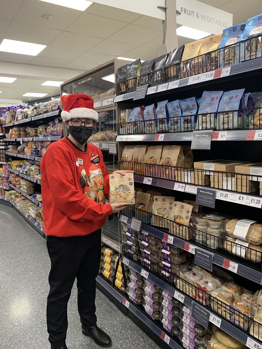 Alice Mead tweet media