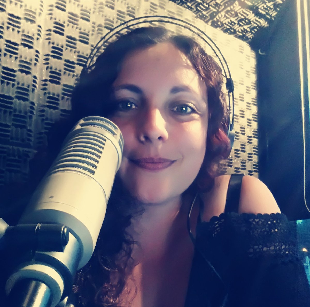 ivazquez33's tweet photo. Hola gente!!! Estoy estrenando mi cuenta en YT. Los invito a suscribirse!!! Me ayudan con un RT? Mil gracias!! ☺️ 
https://t.co/4WL3sbELTY
IG: @ivannalocuciones https://t.co/O7TdoJk86l