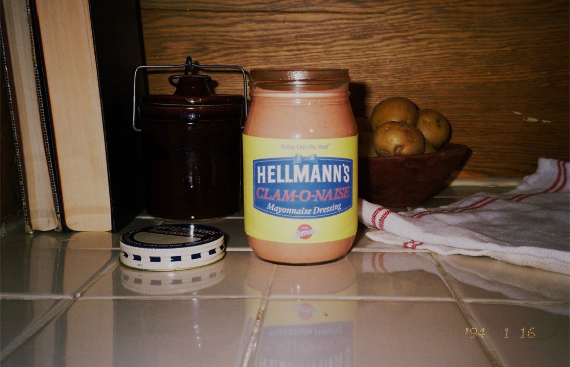 CEld3r's tweet photo. @Hellmanns bring back #clamonaise please. Pretty please. #BringBackCLAMONAISE. #CardsAgainstHumanity https://t.co/EAXZ6IsAWe