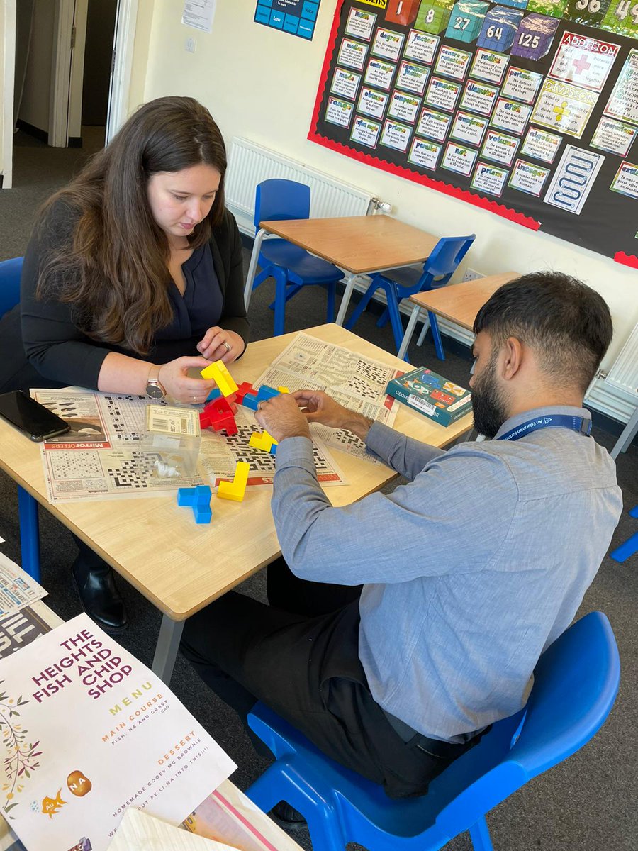 MrsThompsonSci's tweet photo. The Science department had an amazing to The Heights Fish and Chip shop today!  Amazing food coupled with the perfect entertainment for Mr Ahmed and I 😍😍😍

@Head_TheHeights @Tillybeanlopez @TheHeights_TH https://t.co/D1hS7HlZP1