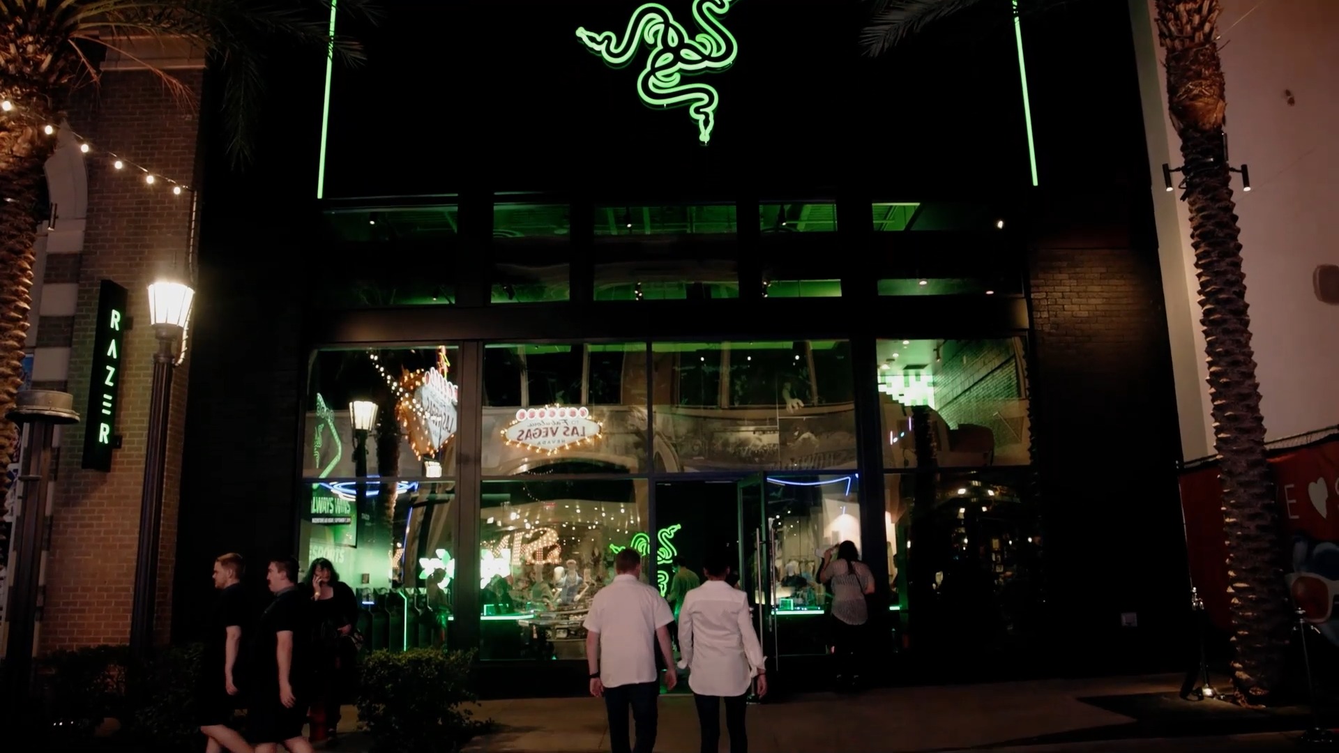 R Λ Z Ξ R on Twitter "Our latest RazerStore is officially opening at University Village