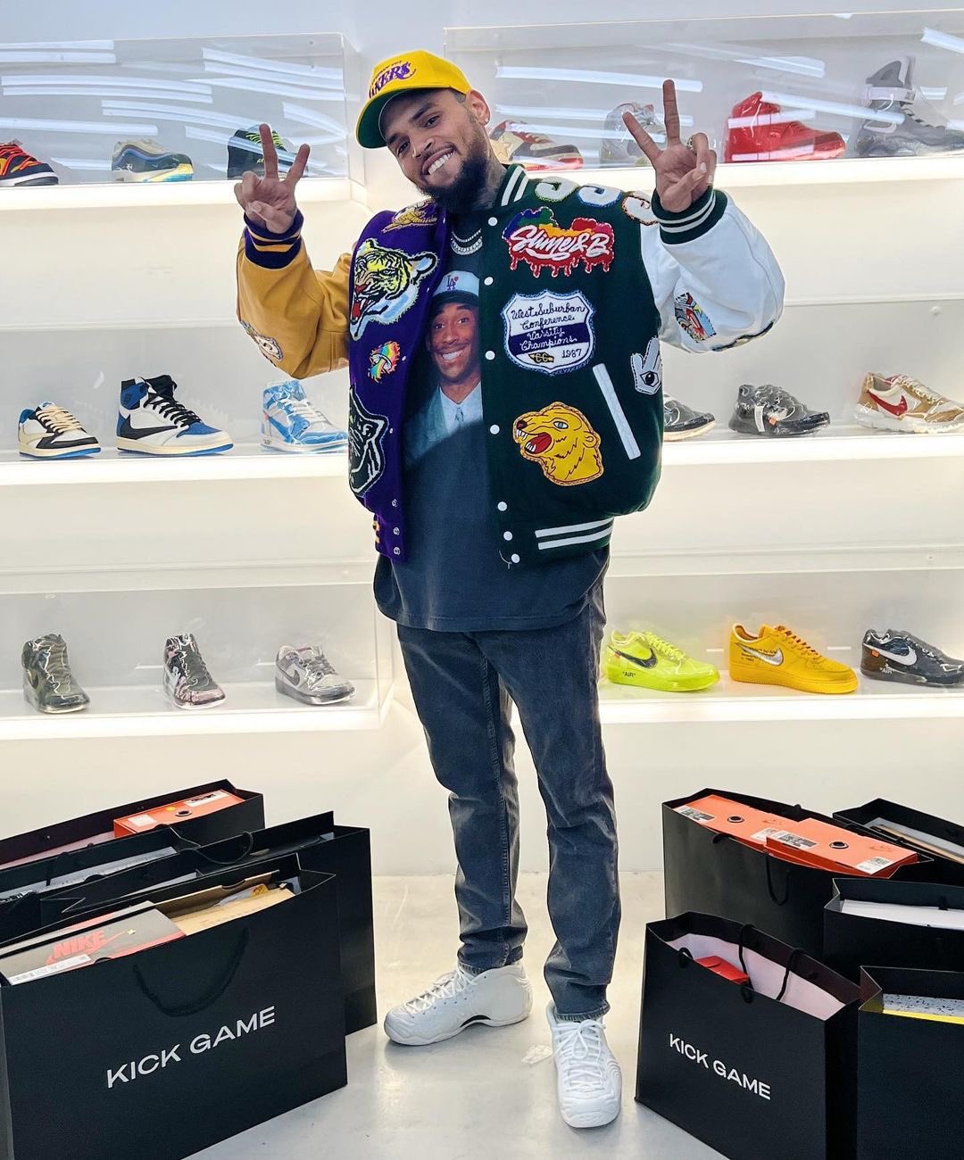 Chris Brown Live on X Chris Brown at Kick Game in London. https t BLNBh3Cz5Q X