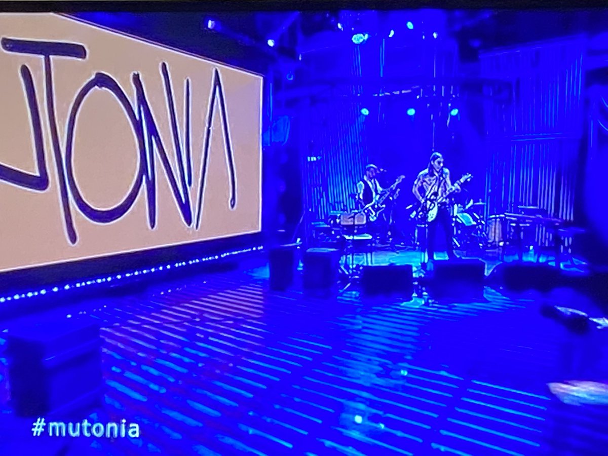 delfiEli's tweet photo. Li avete eliminati?! E loro vanno a La7 😝💪🤘#mutonia #XF2021 #propagandalive #propaganda https://t.co/PjL0PkNH5e