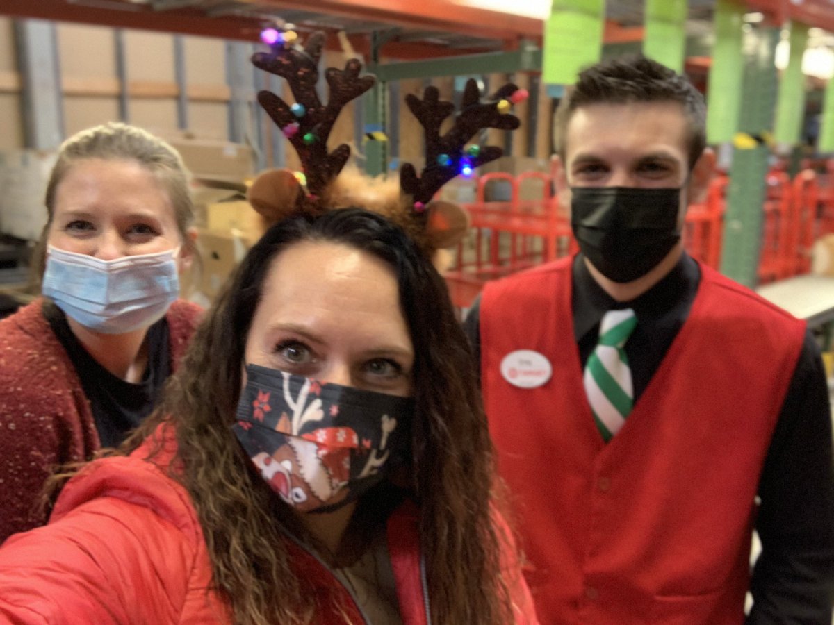 Melissa VanBeek (@vanbeekmelissa) on Twitter photo FFTL Greg is the real deal! Not only is he crushing his metrics but he is an amazing example of a person that truly cares for his team and it shows with how much his team raves about him as their leader! #G196incrediblemoments <a href="/Le_Hulett/">Leandra Hulett</a> <a href="/CarlyStachura/">Carly Stachura</a> FFTL Greg is the real deal! Not only is he crushing his metrics but he is an amazing example of a person that truly cares for his team and it shows with how much his team raves about him as their leader! #G196incrediblemoments <a href="/Le_Hulett/">Leandra Hulett</a> <a href="/CarlyStachura/">Carly Stachura</a>