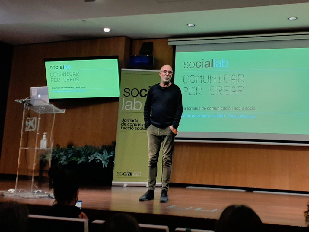 AssociacioInvia's tweet photo. 💚 Avui hem estat a la 5a edició del #SocialLab Jornada de Comunicació i Acció Social, #ComunicarPerCrear  impulsat pel @socialpuntcat ! 
Ha estat un plaer haver pogut escoltar temes i ponents tan enriquidores 😍
@RuthGumbau @basket_beat @SimbioticFest @xiulaoficial @VerSembrant https://t.co/hSGtudAseG