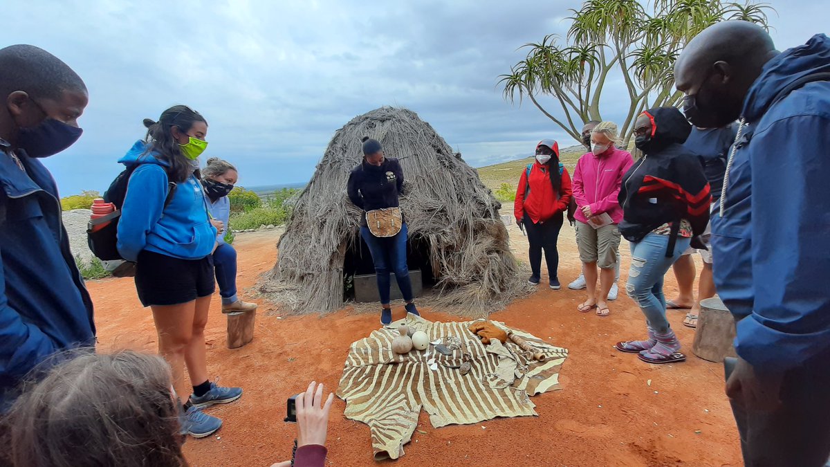 Having a wonderful tour on the History of the San #sanspiritshared #geoschool2021 #train_me #teamsa #youngscientists  
#!Khwattusanvillage #culturalheritage #environmentaleducation #learnandexplore