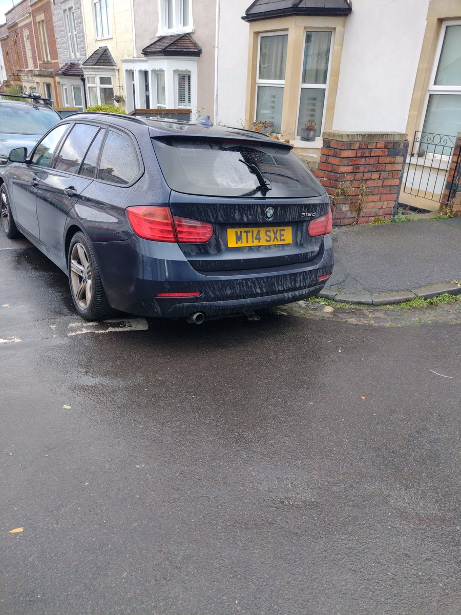 jpgadams's tweet photo. Hello.... how can this parking be considered as safe or courteous? Corner of Falmouth &amp; Hatherley Road. What can we do to prevent such selfish parking? @BOSAtpgroup @bishmatters @bishopstonvoice https://t.co/8AiBS8ThlS