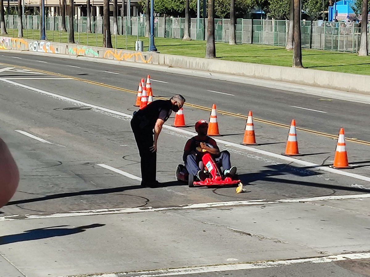 FleshMustache's tweet photo. Mario Kart getting stopped by the police #CCSE #ComicCon https://t.co/GQlBZsYZTq