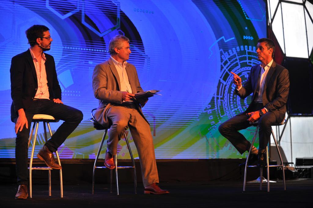 Felicitamos a nuestro director ejecutivo 
<a href="/LeonardowagnerL/">Leonardo Wagner</a>  por su participación en 
<a href="/SomosIndustria1/">Somos Industria</a>
 <a href="/UIQuilmes/">Unión Ind. Quilmes</a> 
<a href="/UIPBA/">UIPBA</a>