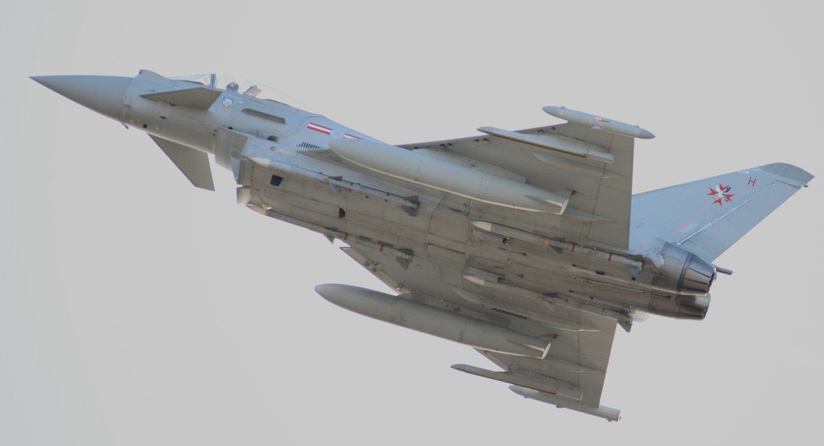 fk_inPyongyang's tweet photo. Typhoon Jet visiting Stanley Airport in 2015. Love my job to be able to take pictures like this, and speak to the pilots of the radio.
@RoyalAirForce
@BFSouthAtlantic
#RAF
#royalairforce
#falklandislands
#falklands
#stanleyairport
#lowapproach
#118.1 https://t.co/qZBHwwGzXq