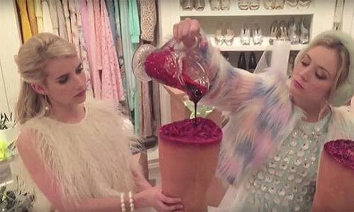 robrtscomfort's tweet photo. scream queens bts <3 https://t.co/8ZDS1qirjn