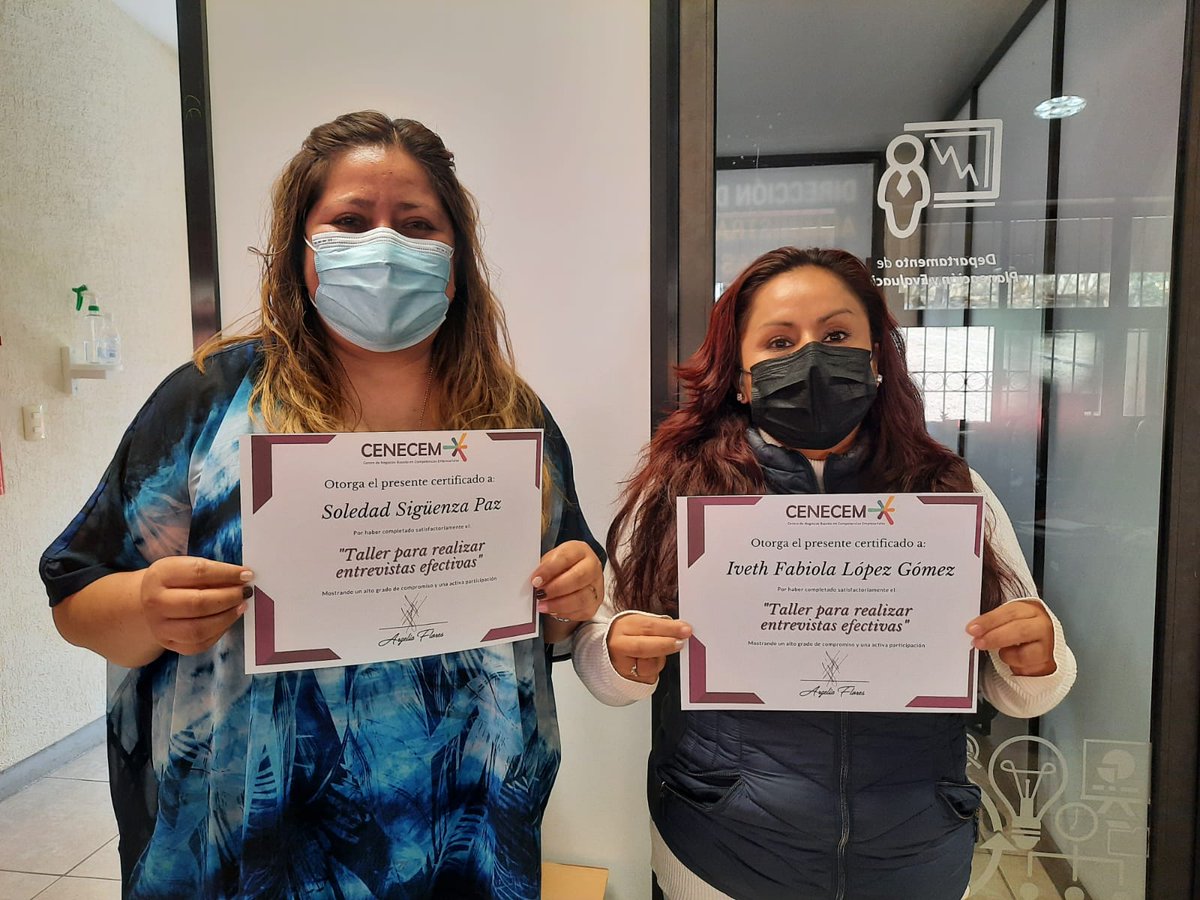CMujerLider's tweet photo. La #comunidadCMujer felicita a la maestra @SigenzaS y a la licenciada Iveth López colaboradoras de RH de la @utvco, por concluir el "Taller para realizar entrevistas efectivas" .
Agradecemos el apoyo por las 2 becas al @cenecem, resultado de la vinculación con el #CMujer. https://t.co/4UTZRfJkJM