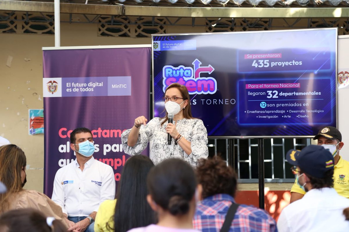 Ministerio_TIC's tweet photo. #TolimaConectado | La iniciativa del @Ministerio_TIC #RutaSTEM 2020-2021 ha logrado el desarrollo de las habilidades en áreas STEM y competencias del siglo XXI en 1.064 docentes de 46 municipios del departamento. https://t.co/id1CqZjiNR