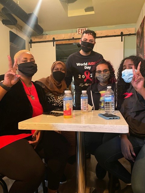 ACOttawa's tweet photo. Thank you all for coming out to our Oh So Good Sip &amp; Paint evening yesterday!

It was great to see all of your artistic sides in action! 

Here’s a quick look at lovely people in a lovely space :)

#talktogetheragain
#aidsawarenessweek https://t.co/nQ3WJo01ea