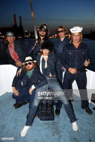 MickHutson's tweet photo. TURBONEGRO LIVE @ ROCKPALAST 2005 https://t.co/AU2QSGrzz4 via @YouTube
🤟🤟🤟🤟🤟💯💯💯😎😎
This is the greatest band Turbonegro R.I.P Hank
@MickHutson @TommyManboy @Turbojugend @TJ_AUSTRIA @TurbonegroHQ @ThomasSeltzer @HankvonH #Hankfromhell #Rockphotographer #Turbonegro https://t.co/UipCOJfEfl