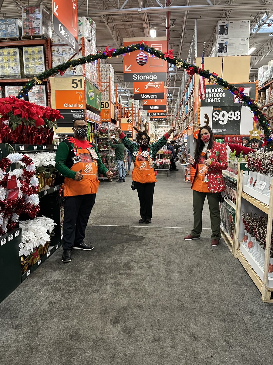 Maria Espinal Bautista (@mariaab904) on Twitter photo Happy holidays from 1214 flushing #BlackFriday ๐ฅ๐๐ฅ๐<a href="/KaitlynTizon/">Kaitlyn Mullins</a> <a href="/megancatalogna/">Megan Scorsese</a> <a href="/satish_w/">Satish Wilfred</a> <a href="/SL_leighton/">Leighton</a> Happy holidays from 1214 flushing #BlackFriday ๐ฅ๐๐ฅ๐<a href="/KaitlynTizon/">Kaitlyn Mullins</a> <a href="/megancatalogna/">Megan Scorsese</a> <a href="/satish_w/">Satish Wilfred</a> <a href="/SL_leighton/">Leighton</a>