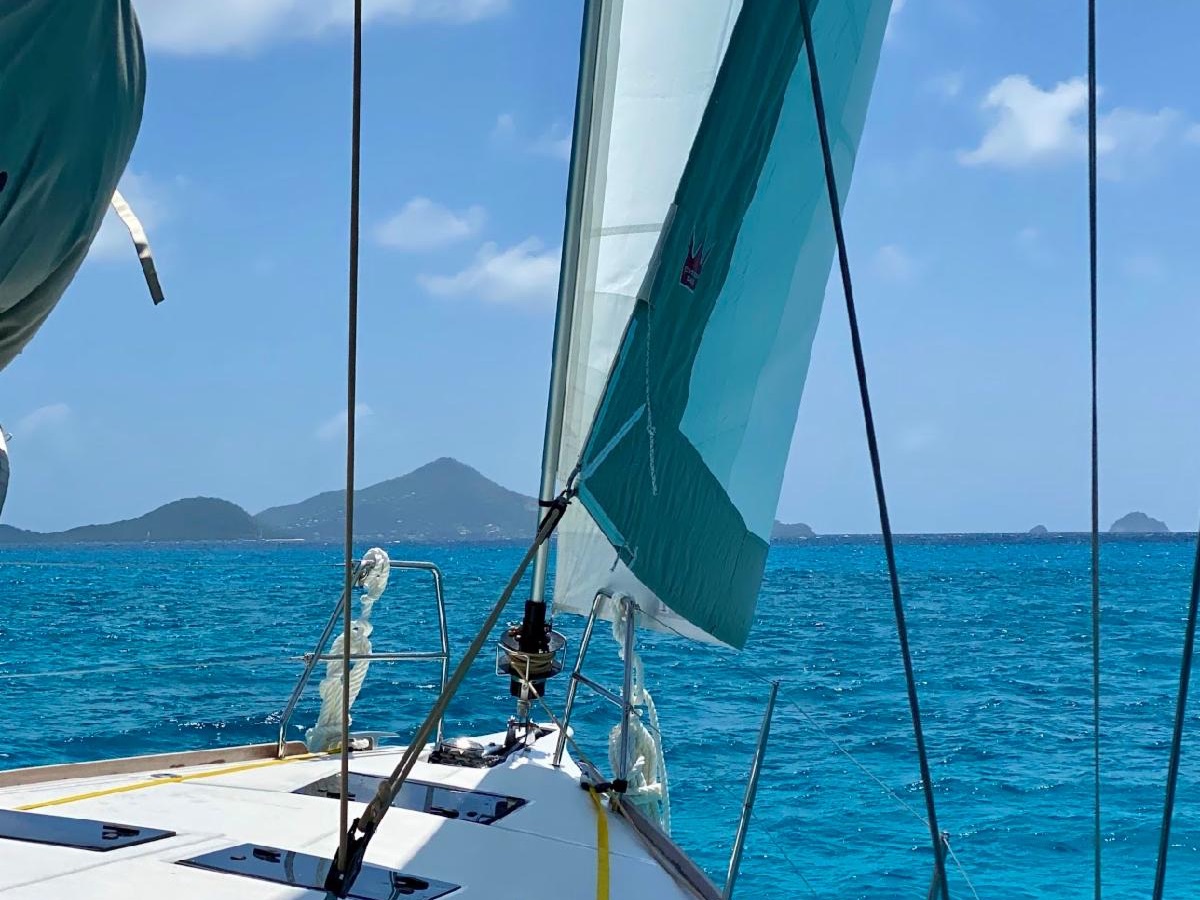 Let's go sailing in the British Virgin Islands! 1-week sailing vacation courses start Jan 29, 2022. Earn your Sail Canada Basic, Intermediate, Advance Cruising and/or ICC certifications as you enjoy the turquoise waters and warm Tradewinds of the islands. conta.cc/3rli1No
