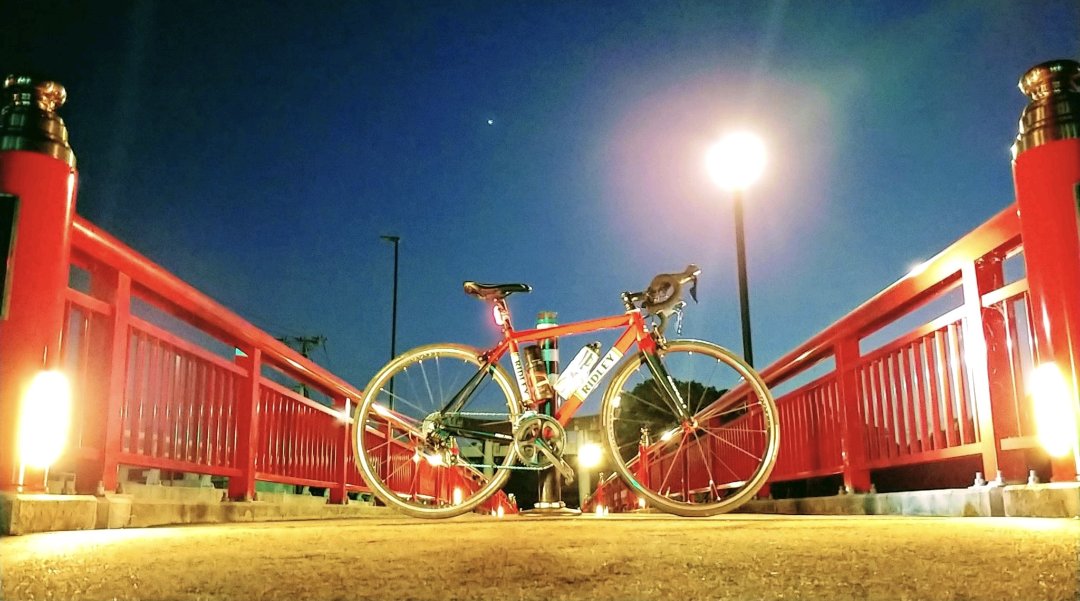 charinko0808's tweet photo. ブログを更新しました😁
https://t.co/cr2CHoAGnD
#ロードバイク #RIDLEY #リドレー #リドレーフェニックス #フルクラム #レーゼロ #ヒルクライム #福岡県 #大善寺 #玉垂宮 #スタンド #bikelimb #magicstand #朝活 #早寝早起き #早起きは三文の徳 #自分の時間 #趣味の時間 #行動力 #全ての事に感謝 https://t.co/0Z6Dxd2fZv
