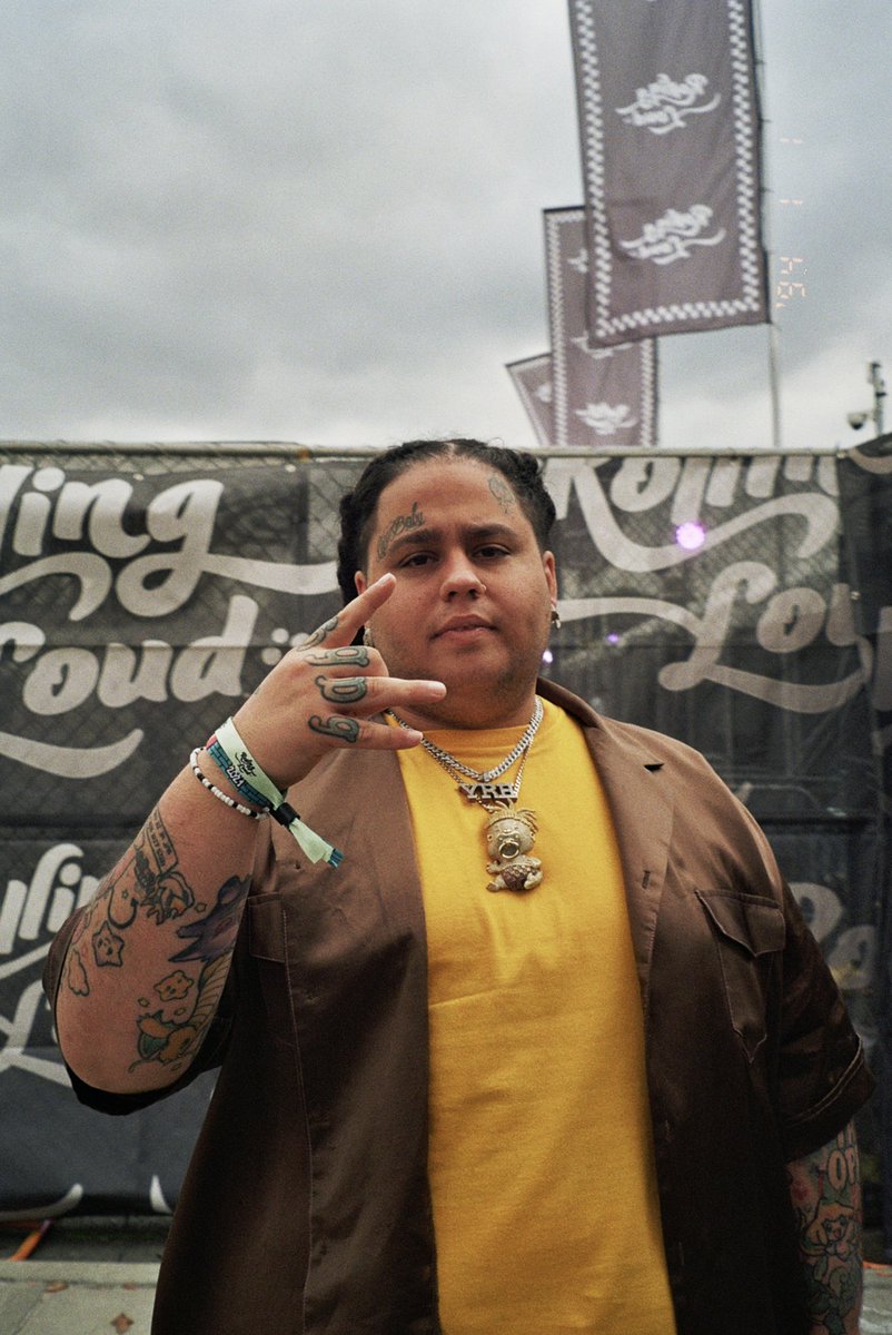 slurredcam's tweet photo. Here’s some pics from @RollingLoud shot by me on #35mmfilm https://t.co/SdS9iLL821