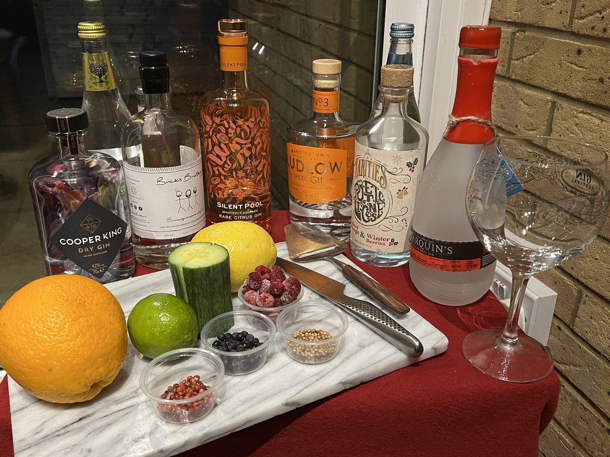 louiseelana's tweet photo. #GinTasting tonight with @Nat_Kitkat and #OUtrips.
@SilentPoolGin @tarquinsgin @PoeticLicenseUK @CKdistillery @ludlowdrygin #BucksBrothers
@FeverTreeMixers https://t.co/jy5pjqqB9Q