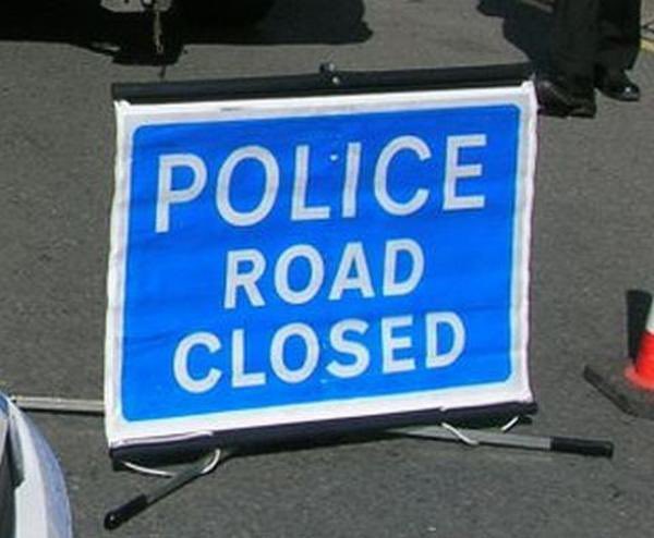 CumbriaRdWatch's tweet photo. #A684 #Kendal #Hazard 

A684 blocked due to a fallen tree on the road out of Kendal just after Beehive Lane on the straight section of road. Thanks to Alex for the update.  #CumbriaRoads

P: 21:43 hrs. @INRIXtraffic_N @BBC_Cumbria @LakesTravel @CumbriaCrack https://t.co/nnc7vy1qRH