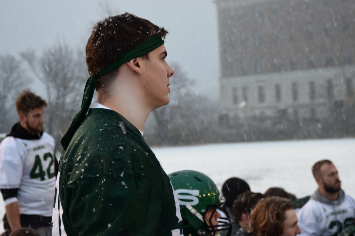 skhuskies's tweet photo. One final tune-up.

Less than 24 hours until the Huskies take the field in Montréal, as they search for the program's first Vanier Cup appearance since 2006.

📺: https://t.co/r65i9juNog
📻: @HuskieFANdotca 

#HuskiePride | #UteckBowl https://t.co/Y3su9RC7EX