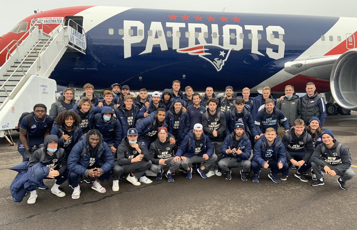 UNHMSoccer's tweet image. We have arrived in style for our @ncaasoccer Round of 16 game versus No. 1 Oregon State on Sunday! Thank you so much to the Kraft Family and the Patriots! @patriots @nerevolution @gillettestadium 

#DelayedNotDenied #ForeverNE