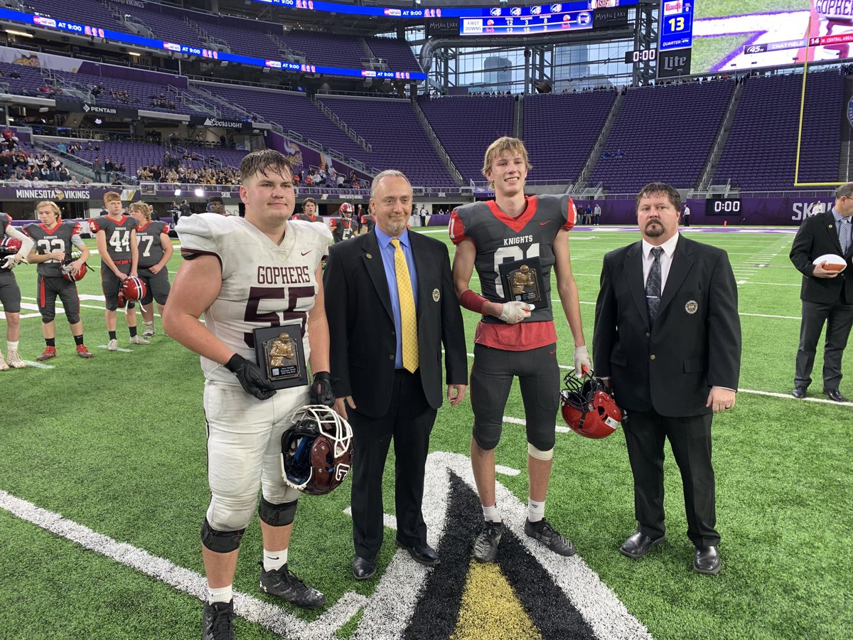 MSHSL's tweet photo. Congrats to the ⁦@WellsFargo⁩ MVT recipients from Chatfield, Caden Nolte, on left; Ryder Staples of West Central/Ashby on right. ⁦@MSHSLTim⁩ #MSHSL #mshsl https://t.co/DAUfteS3hS