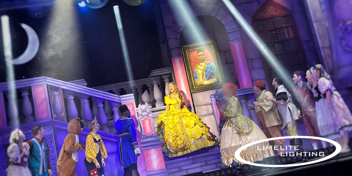 Limeliteltd's tweet photo. Tonight Limelite kick started panto season with the opening night of Beauty and the Beast at @ChelmsTheatres.
#lightingdesign #beautyandthebeast #panto #pantomime #pantoseason #theatre #theatrelighting #theatrelightingdesign #setlights #opening https://t.co/WFVEQwTjXj
