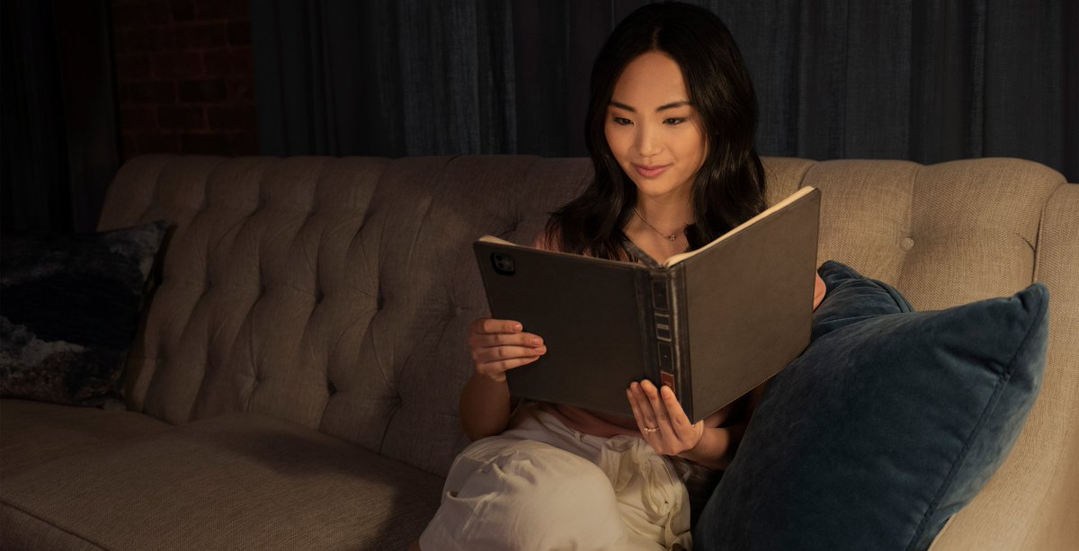 twelvesouth's tweet image. BookBook Case for iPad Pro is a gorgeous leather case designed to fit iPad Pro like a glove - and it&apos;s ON SALE now for $20 off for a limited-time only! Learn more and shop our sale here bit.ly/3AbjHv5 #TwelveSouthBlackFridaySale #BlackFridaySale #TechGiftGuide