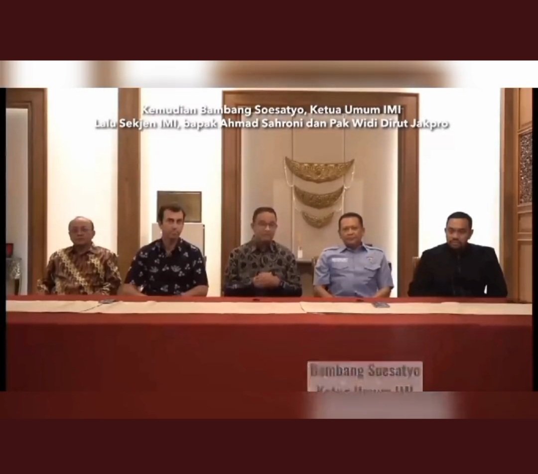 Ada aroma politik yang kental di Formula E

Susah mendapat restu dari pemerintah, Gub. Ragunan mencoba menggoyang lewat Parlemen

Ada Bambang Soesatyo (Golkar) sbg ketua pengarah dan Ahmad Sahroni (Nasdem) sbg ketua Pelaksana Formula-E

Akankah Golkar dan Nasdem BERKHIANAT?