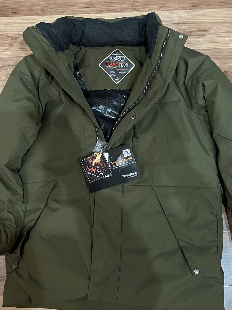 tit72's tweet image. やっとゲット。
#ワークマン
#モンスターパーカー
#flametech